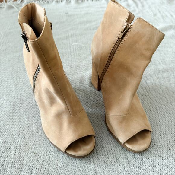 Aldo Tan Exposed Zipper Peep Toe Ankle Booties - Size 8.5 - Picture 1 of 9